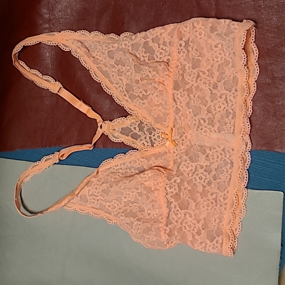 Coral Victoria's Secret bra size medium